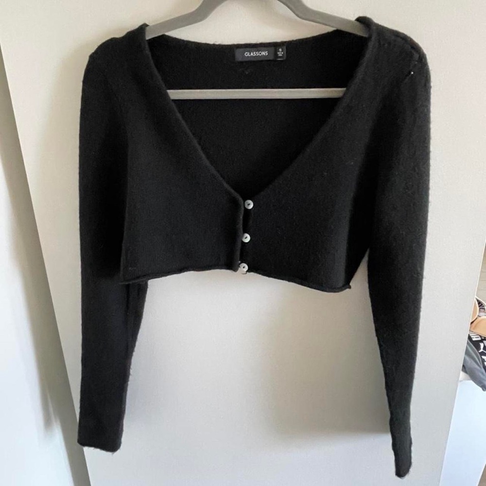 glassons black cropped knit cardigan